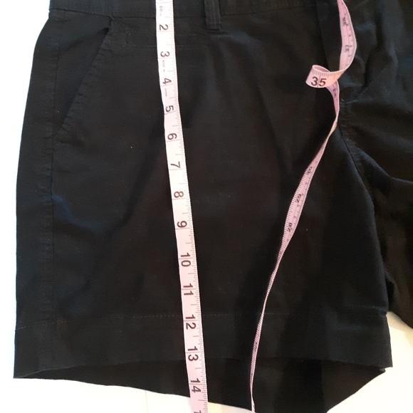 Old Navy Shorts - Picture 6 of 7